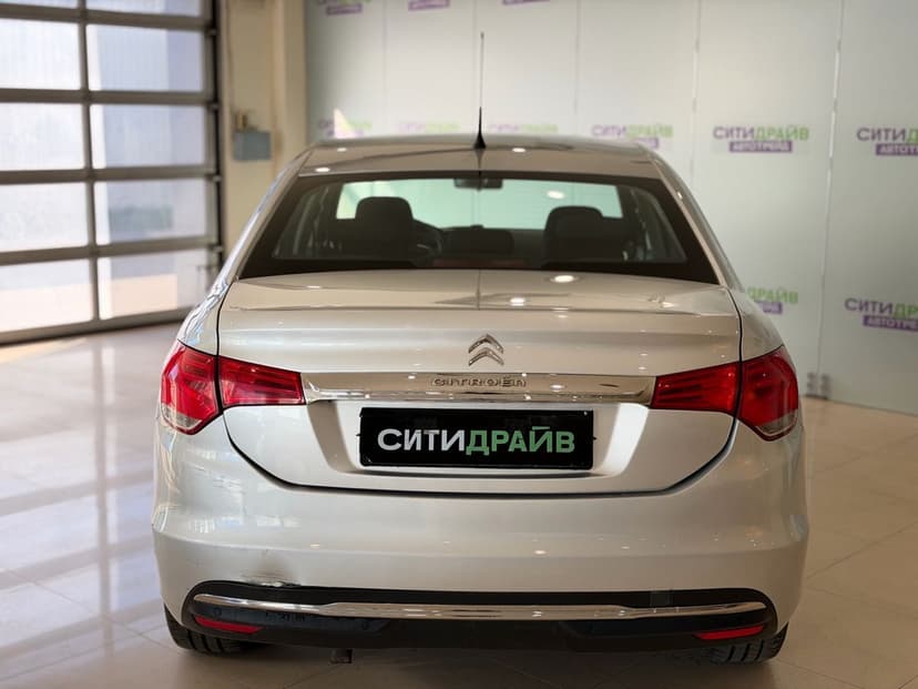 Автомобиль