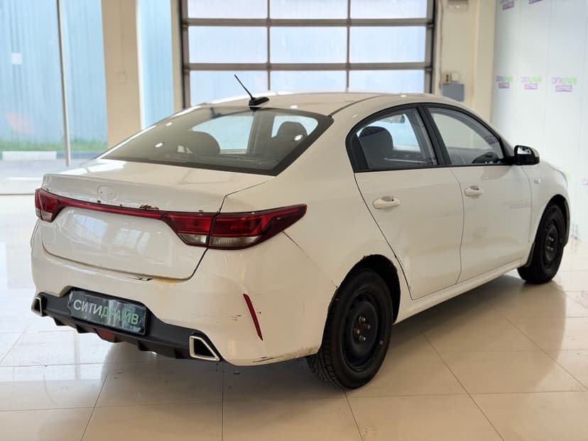 Автомобиль