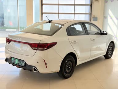 Автомобиль