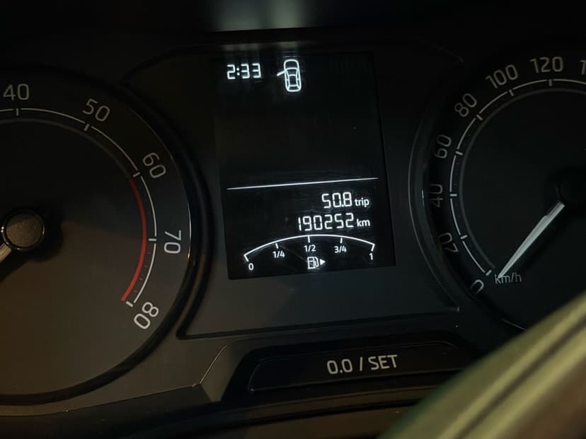 Автомобиль
