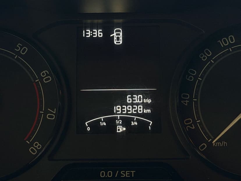 Автомобиль