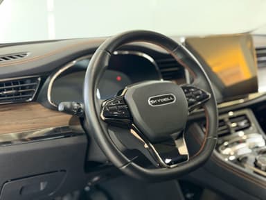 Автомобиль
