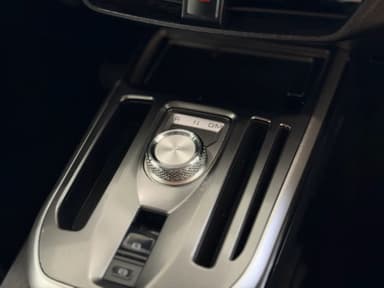 Автомобиль