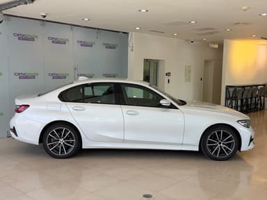 Автомобиль