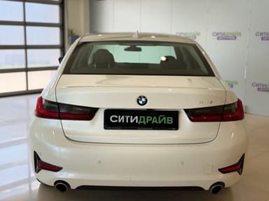 Автомобиль