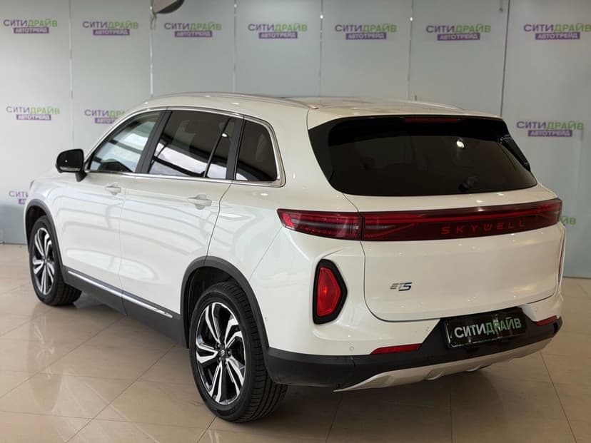 Автомобиль