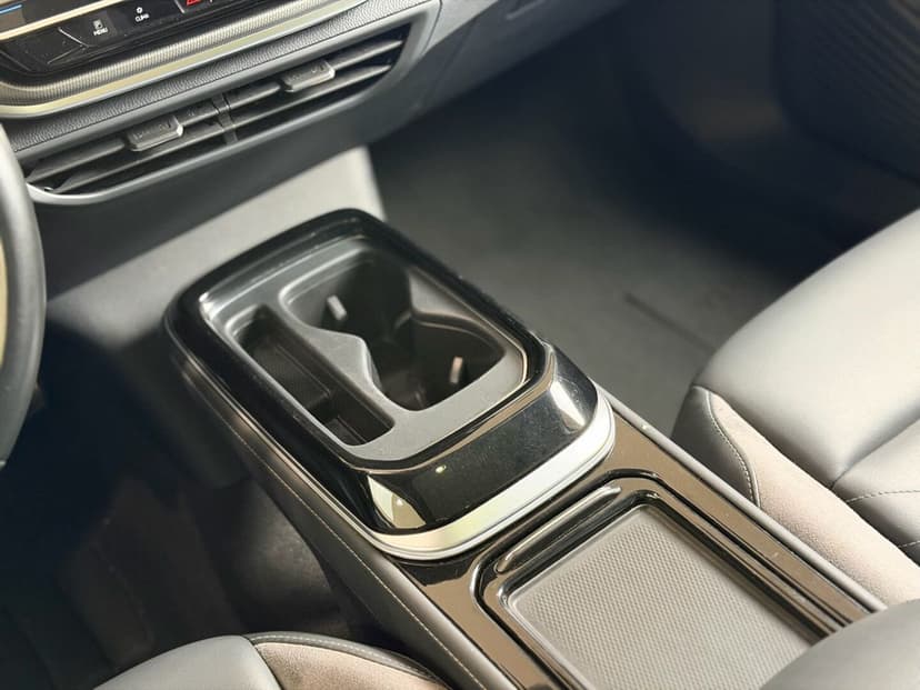 Автомобиль