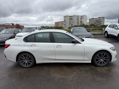 Автомобиль