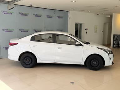 Автомобиль