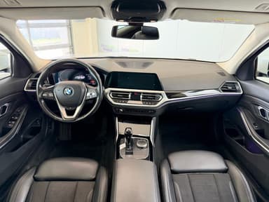 Автомобиль