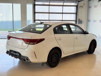 Автомобиль