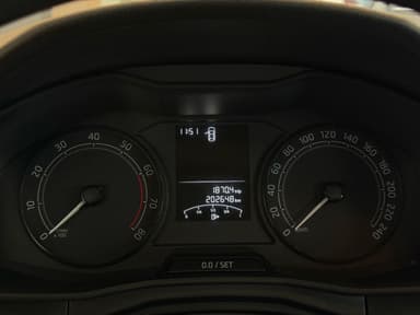 Автомобиль