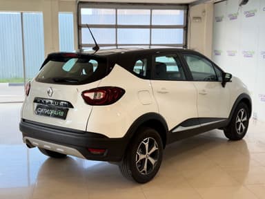 Автомобиль