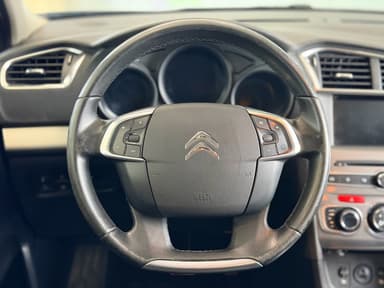 Автомобиль