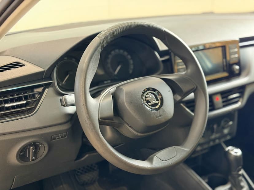 Автомобиль