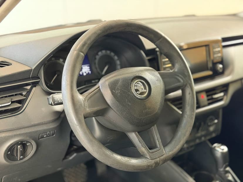 Автомобиль
