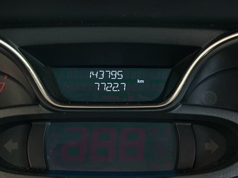Автомобиль