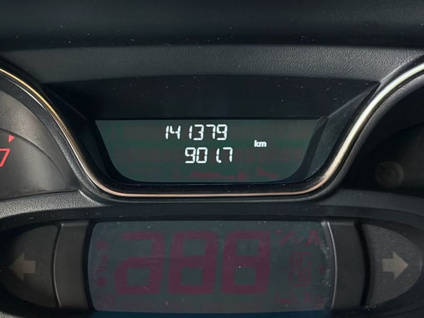 Автомобиль