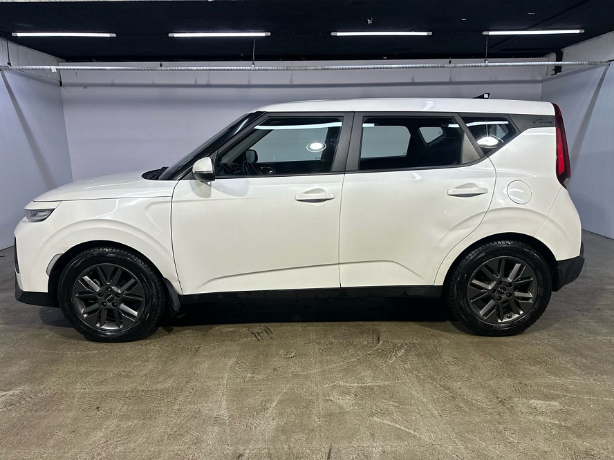 Kia Soul, III, Белый, 2021, 1500000