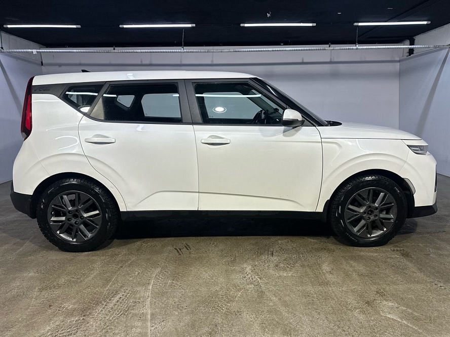 Kia Soul, III, Белый, 2021, 1510000