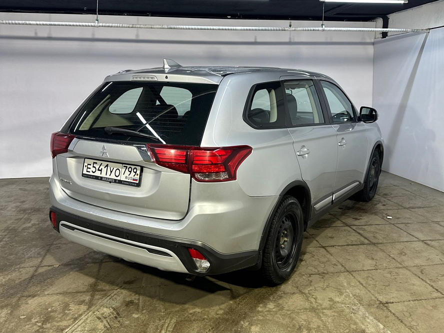 Mitsubishi Outlander, III Рестайлинг 3, Серый, 2021, 1850000