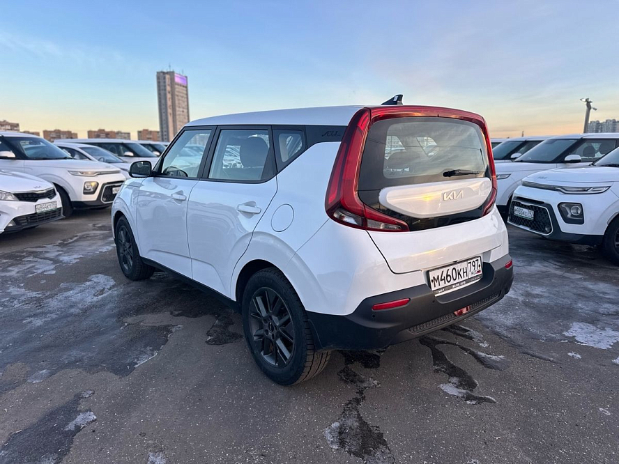 Kia Soul, III, Белый, 2021, 1550000